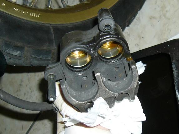 revisione pinza freni